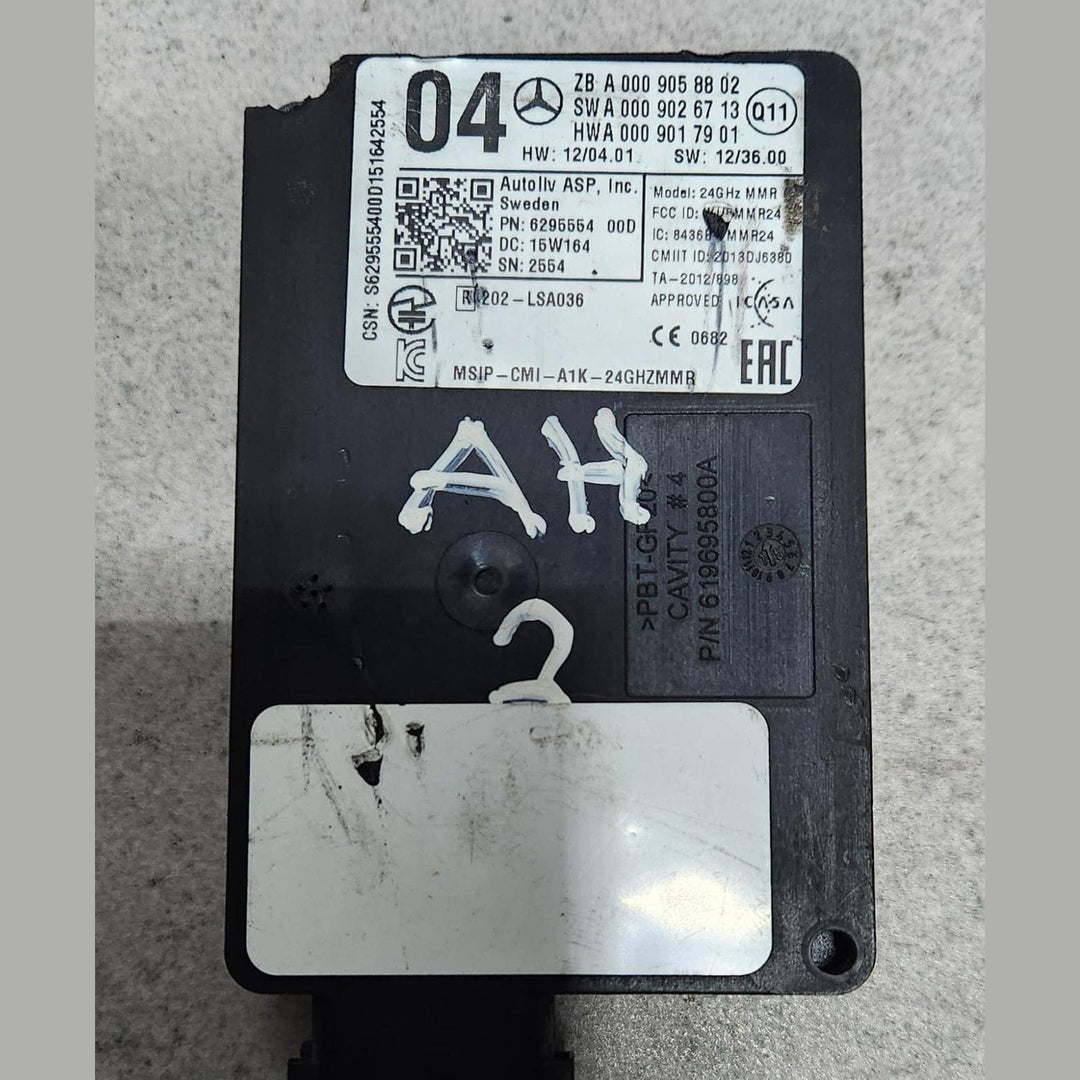 2014 Mercedes-Benz E63 AMG Blind Spot Radar Sensor A0009058802 W166 GLE W212 E63