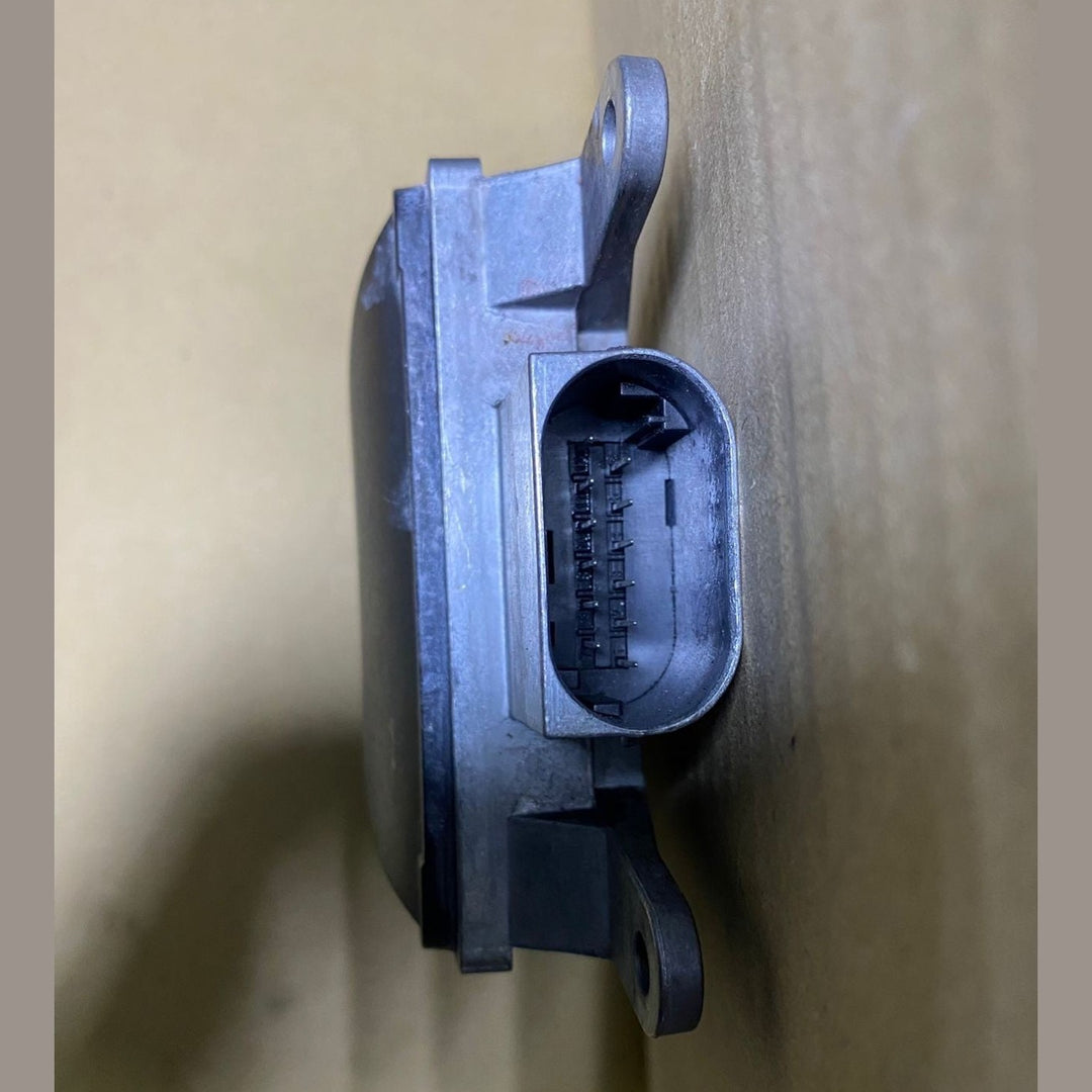 2015-2017 BMW X3 Blind Spot Radar Sensor 6870378 F15 X5 and F25 X3 models