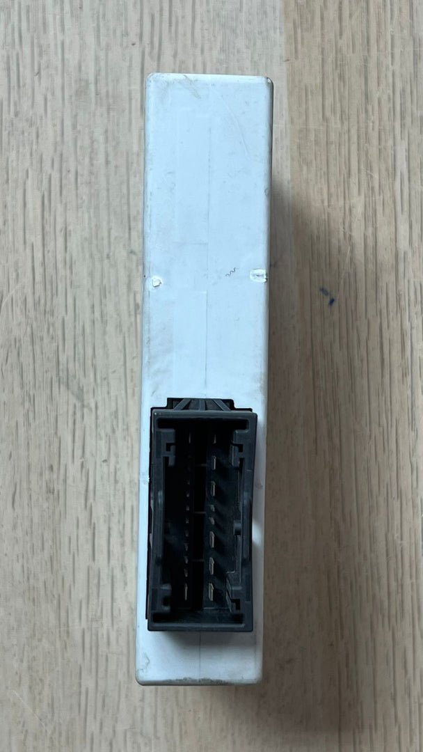BMW 2008 BMW 535xi Power Control Module 9138969 E60 models including 535xi and 5