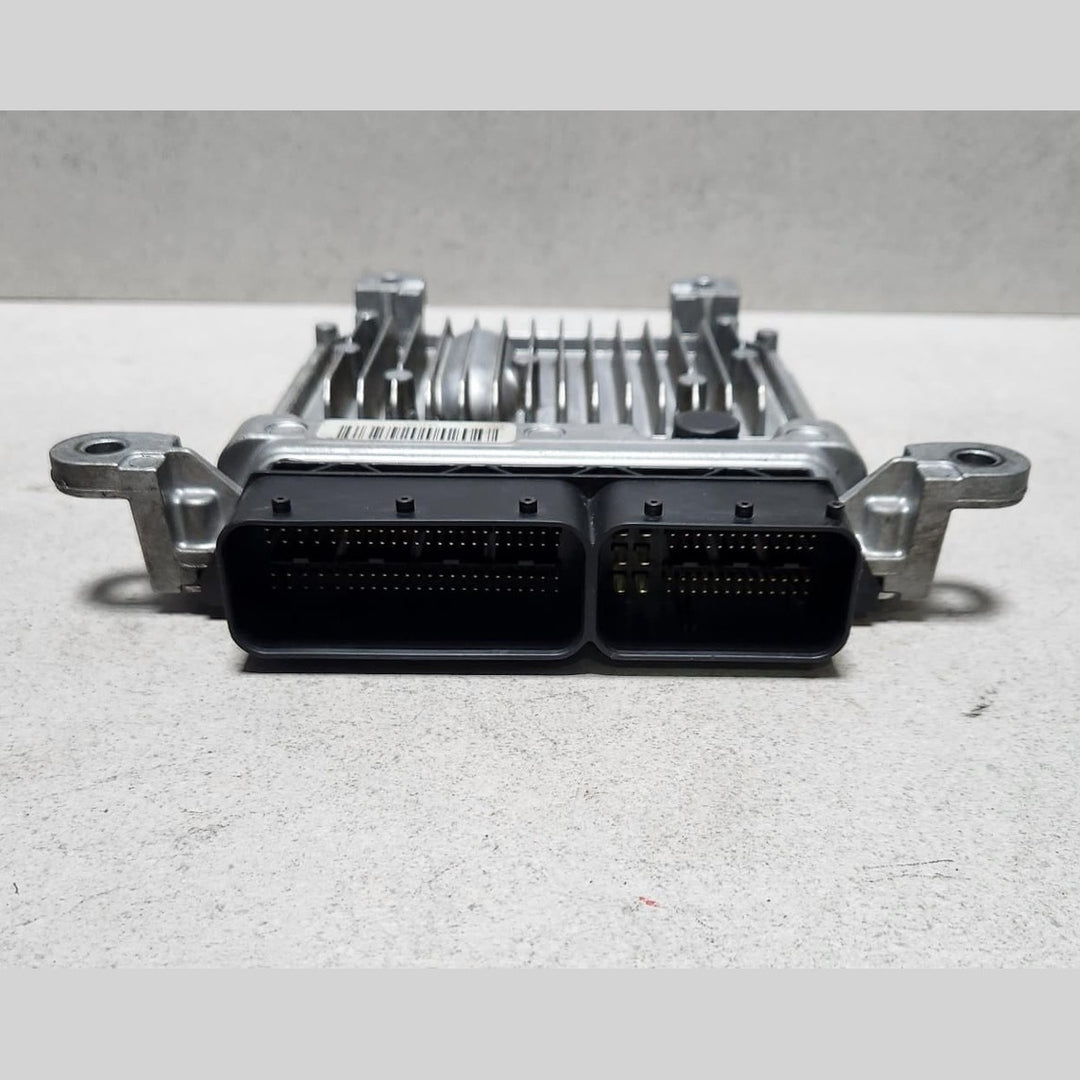 Mercedes Engine Control Unit A6519000503 W212 E220 CDI BlueTec models with OM651