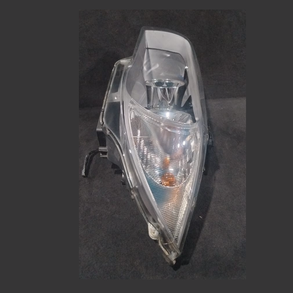 BMW 1 SERIES E81 E82 E87 E88  LEFT SIDE  HEADLIGHT LAMP  -7249651