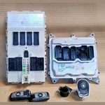 Bild in die Galerieansicht laden, BMW F30 320i F32  F32 120i 320i N20 ENGINE CONTROL Unit ECU SET DME - 8631725