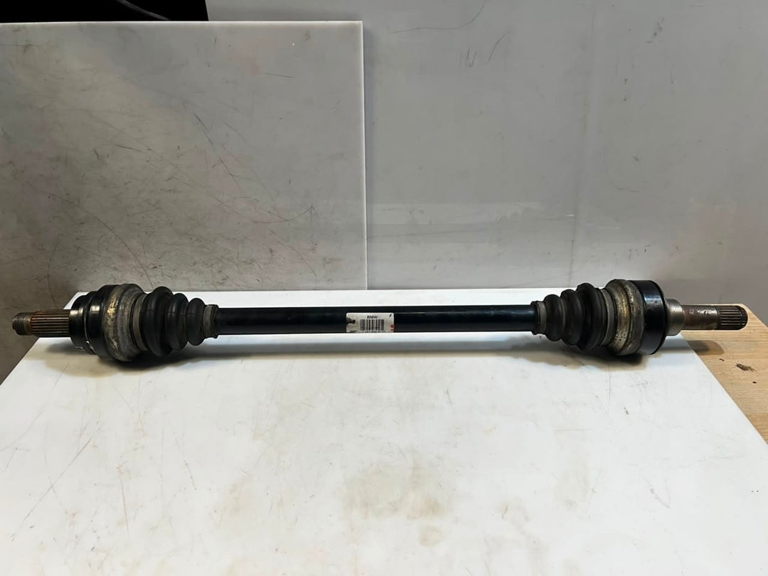 2010-2017 BMW 5 Series F10 F11 520d Rear Drive shaft RIGHT 7581028 OEM