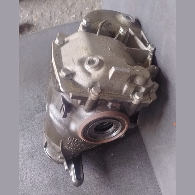 BMW X5 E70 (LCI) REAR DIFFERENTIAL CARRIER (3.15 RATIO) P/N 7630912