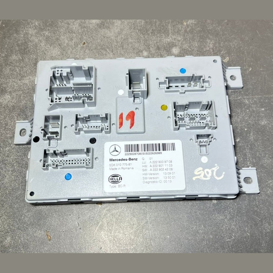 14-20 Mercedes W205 Rear Trunk SAM Body Control Module Unit A222 9009708 OEM