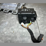 Bild in die Galerieansicht laden, 2010-14 Mercedes-Benz W204 ECU Engine Control Module Ignition Key Switch SET OEM