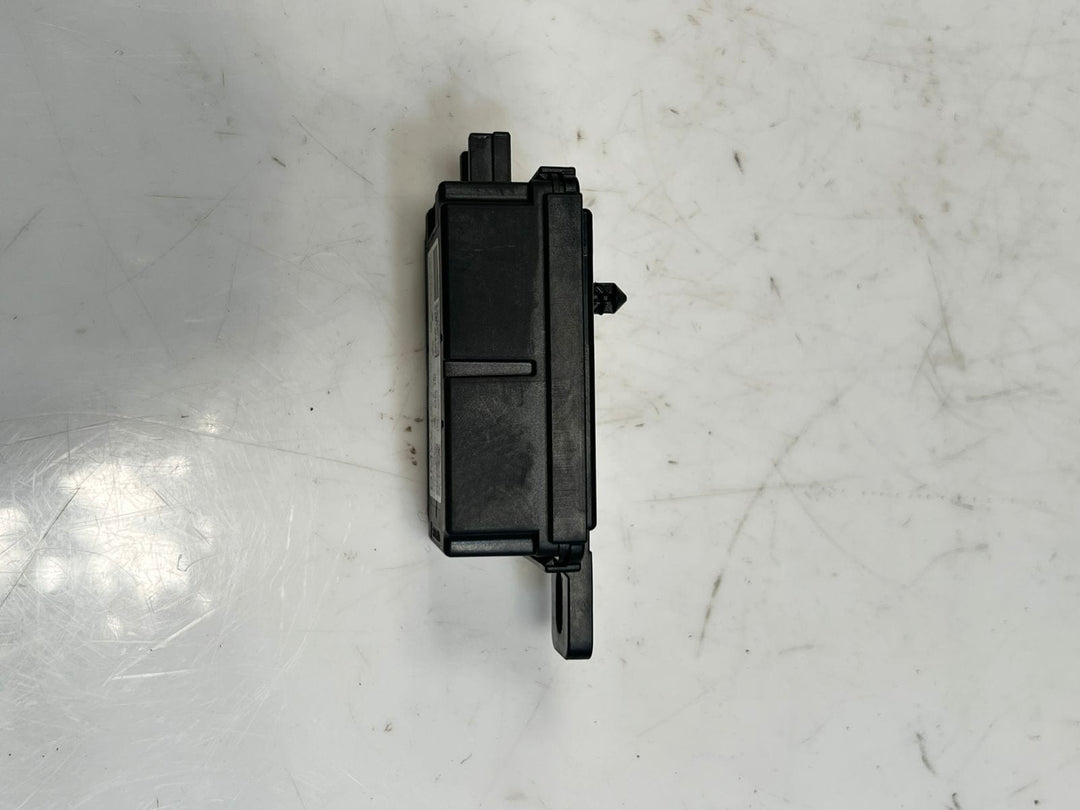 BMW 530i G42 G20 LCI G05 G06 G80 M3 xDrive Radio Remote Control Receiver 7928682