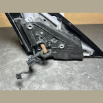 Bild in die Galerieansicht laden, 2010-1012 Mercedes-Benz W204 C-Class Left Side Mirror Foldable W/ Signal Light