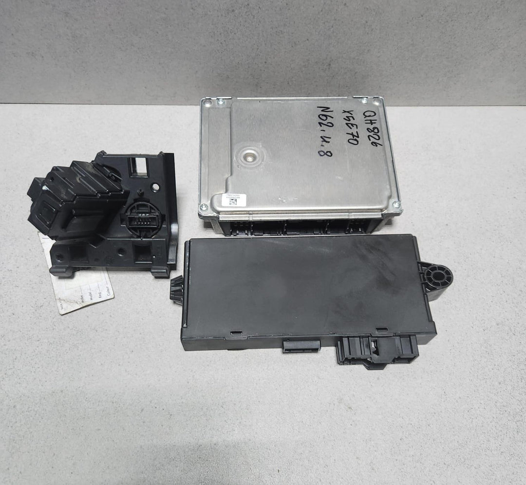 2006-2009 BMW X5 4.8I Engine Control Unit 7582306 N62N ECU SET RHD