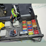 قم بتحميل الصورة إلى عارض الصور، 10-18 Mercedes-Benz Sprinter W906 Fuse Box SAM Control A906 9006303 OEM