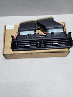 Load image into Gallery viewer, BMW Center Dash Air Vent 9209136 F10 F11 F12 F10 F11 F12 AFTERMARKET