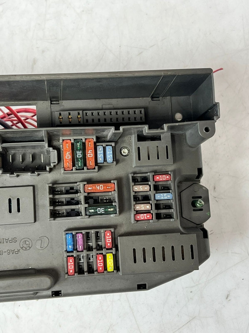 2007-2013 BMW X5 E70 and X6 E71 E72 Power Distribution Fuse Box 6976384 OEM 