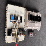 Load image into Gallery viewer, BMW F30 320I N20 ECU DME KIT WITH KEY FEM P/N 8606306