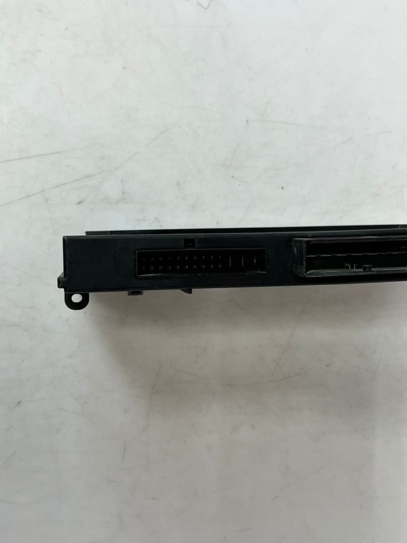 BMW 1' E81 Body Control Module ECU L2 PL2RR JBBFE III Junction Box 9229873 OEM