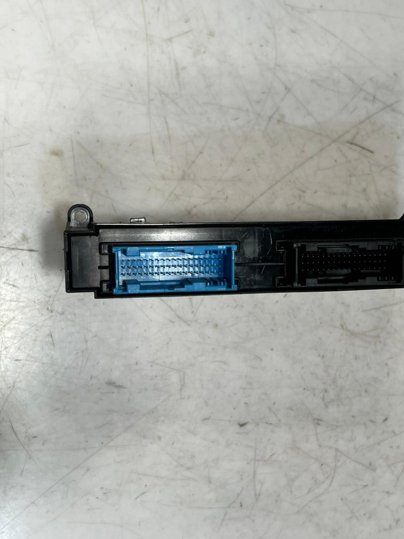 BMW 5 Series F10 F11 6 Series F12 F13 Body Control Module BCM 9286943 OEM