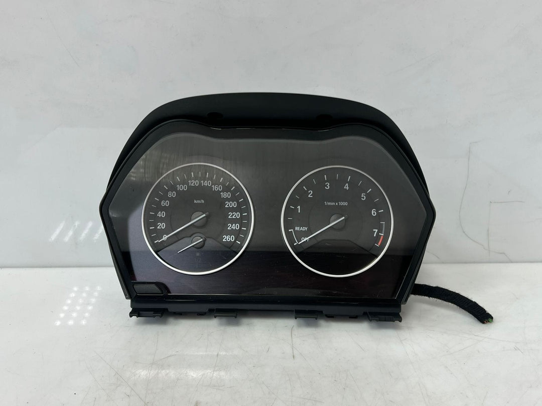 2015-2020 BMW 220i F45 F46 X1 F48 F49 Instrument Cluster Speedometer 6847114