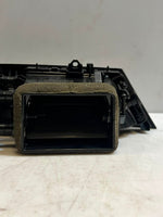 Bild in die Galerieansicht laden, 2012-2015 BMW X1 E84 FRONT CENTER Dashboard Air Vent 9258354 OEM