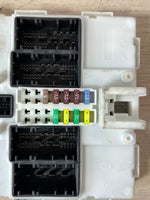 Bild in die Galerieansicht laden, BMW OEM N47N F30 ENGINE CONTROL UNIT DDE ECU SET 8579480 +KEY+START BUTTON