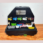 Bild in die Galerieansicht laden, 10-16 Mercedes-Benz W212 W204 Front SAM Module Relay Fuse Box A212 9009025 OEM