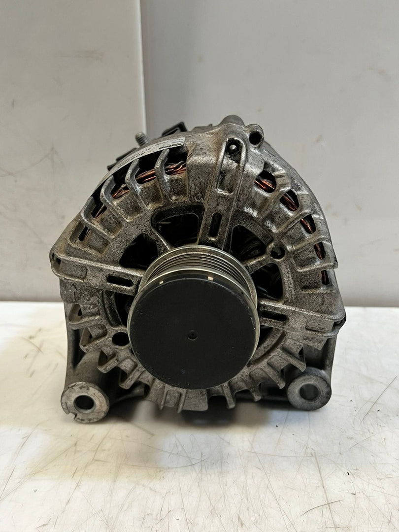 BMW 5 Series F10 F118 F25, 7 Series, X3, X5, and X6 Alternator FGN23S032 OEM