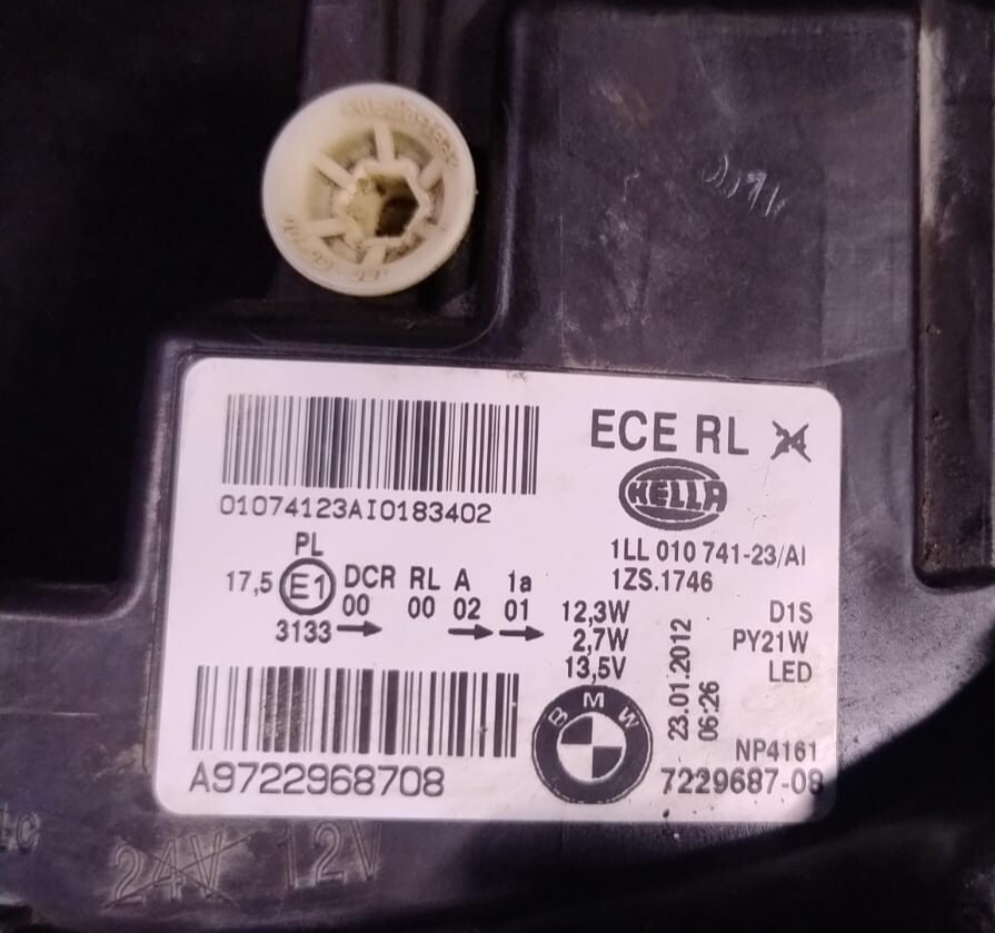 BMW 1 SERIES 120i 2012 F20 LEFT SIDE HEADLIGHT 7229687-09 ECE - 7229687