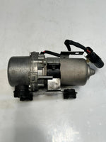 Load image into Gallery viewer, BMW 5 Series F10 F11 N55 3.0 ENGINE Brake BOOSTER Vacuum Pump 6857404 OEM