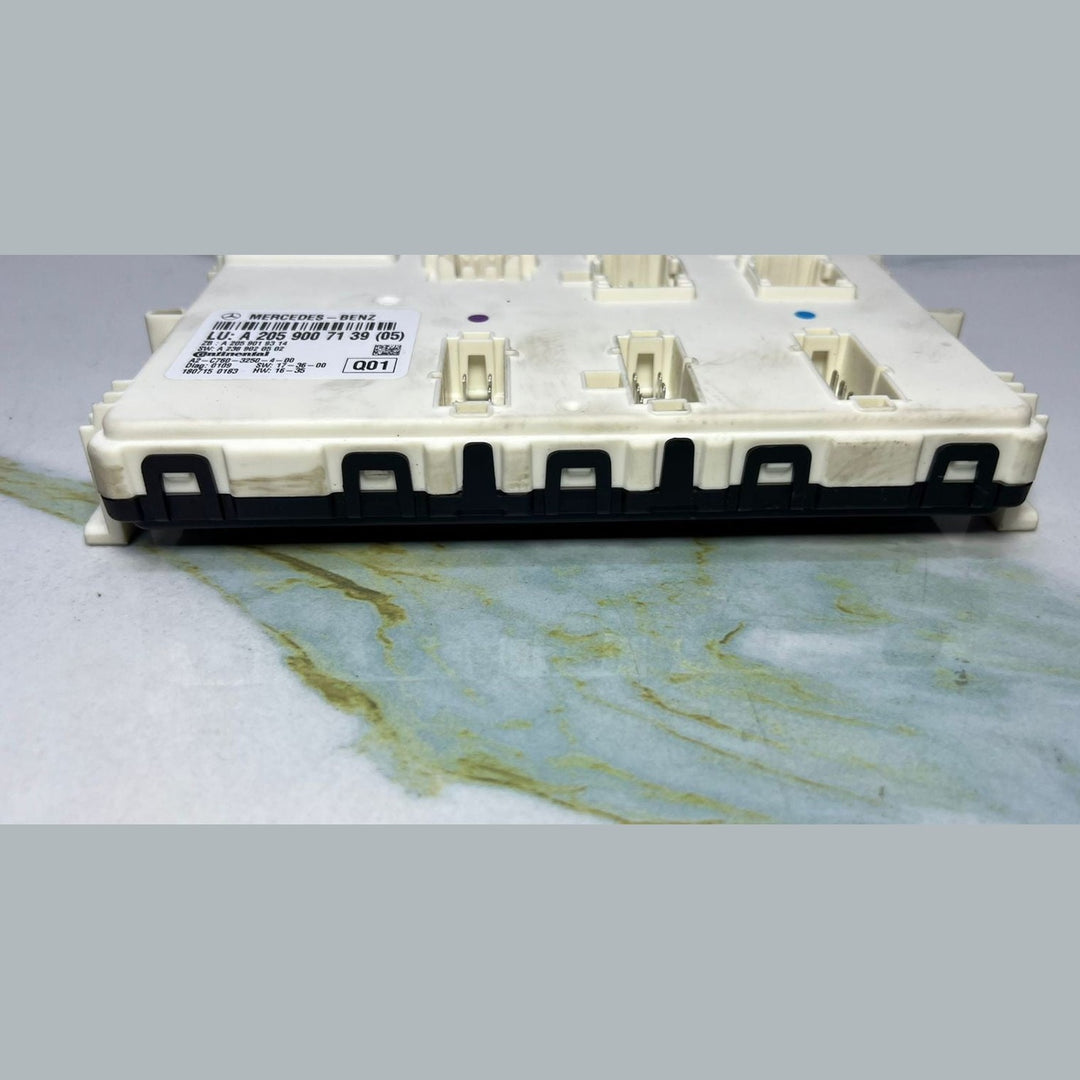 Mercedes W205 C300 C-Class Continental Control Module Unit A205 9007139 OEM