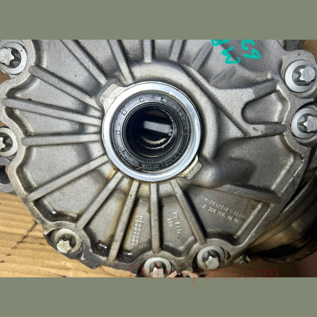 08-16 Mercedes-Benz W212 4Matic Front Axle Differential Carrier A221 3300402