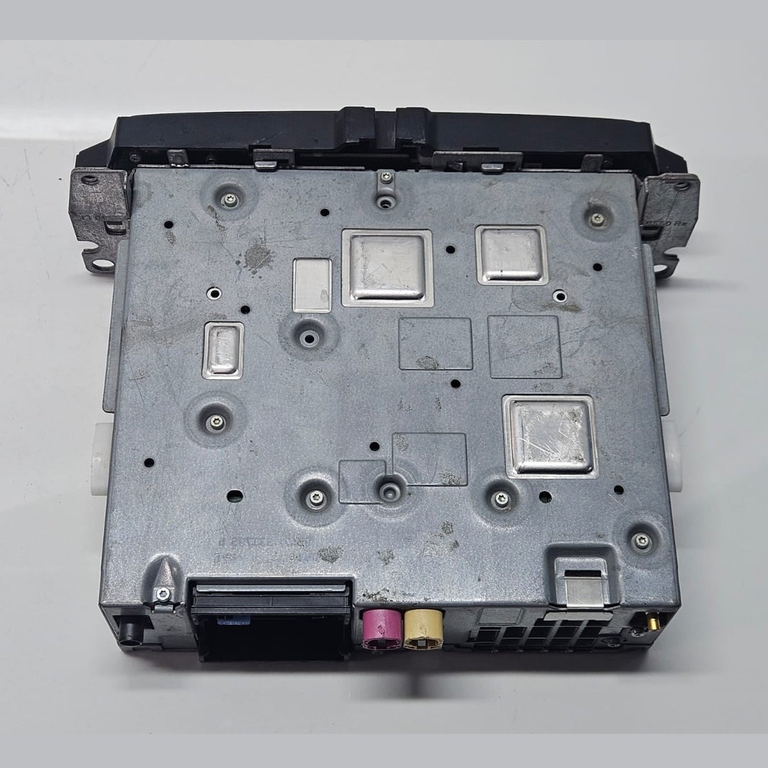 9258278-2007-2011 BMW E90 E91 E92 GPS Navigation CD Music Player Head Unit  