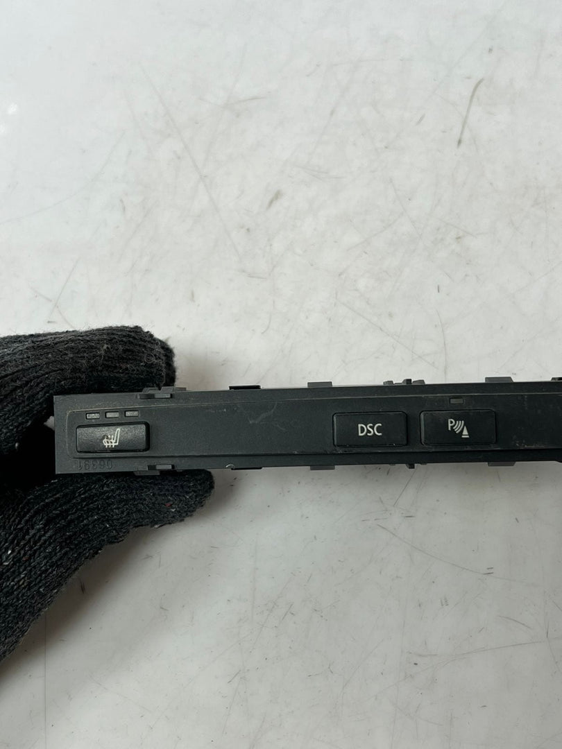 BMW 5 Series E60 E61 525I 530I 540I Center Console Switch MODULE 6940231 OEM