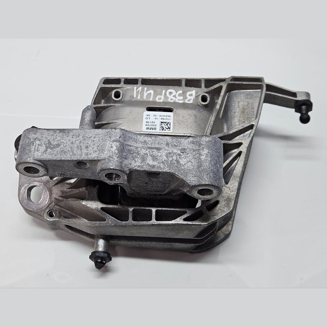 9423376-2024 BMW X1 U11 B38N Engine Mount Right Side OEM