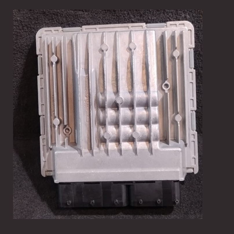 BMW E90/E92 E93 ENGINE DME CONTROL MODULE ECU P/N 7581123