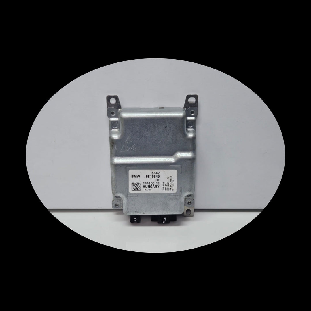 6819649-2017-2019 BMW 750i G11 G12 Battery Charge Control Module OEM