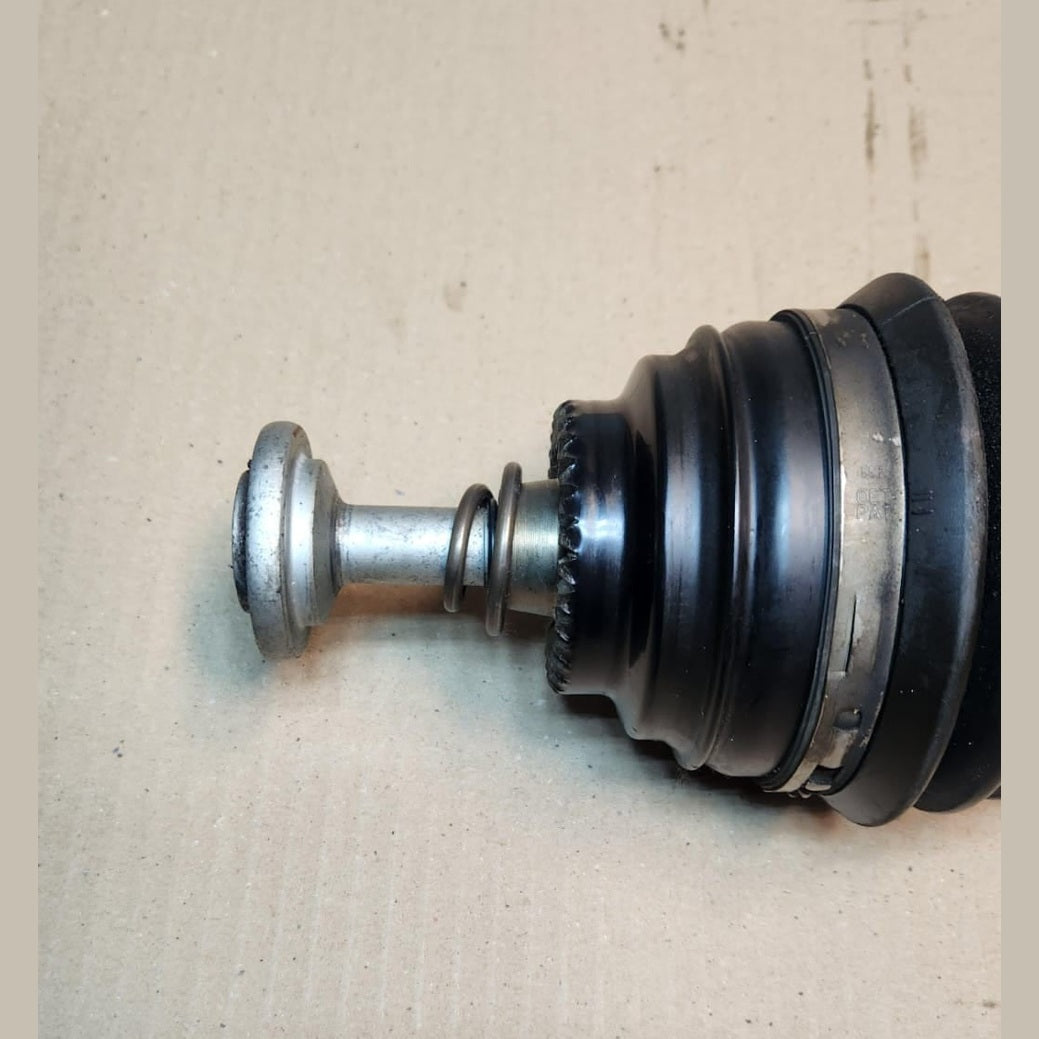 2010-2015 BMW X1 Front Left CV Axle Shaft 7591681 X1 E84 