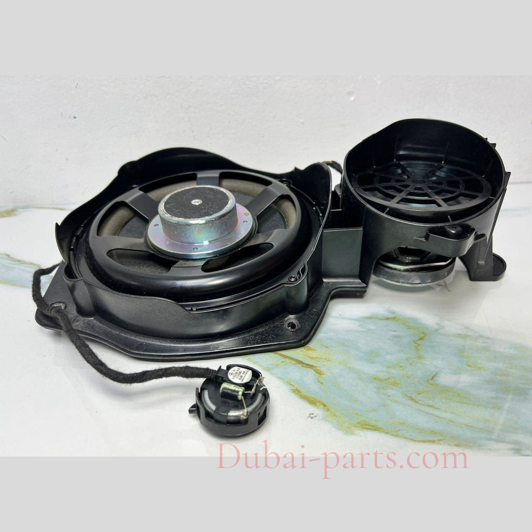 07-13 Mercedes-Benz W221 Front Door Right Bottom Speaker Logic7 A221 8205902 OEM