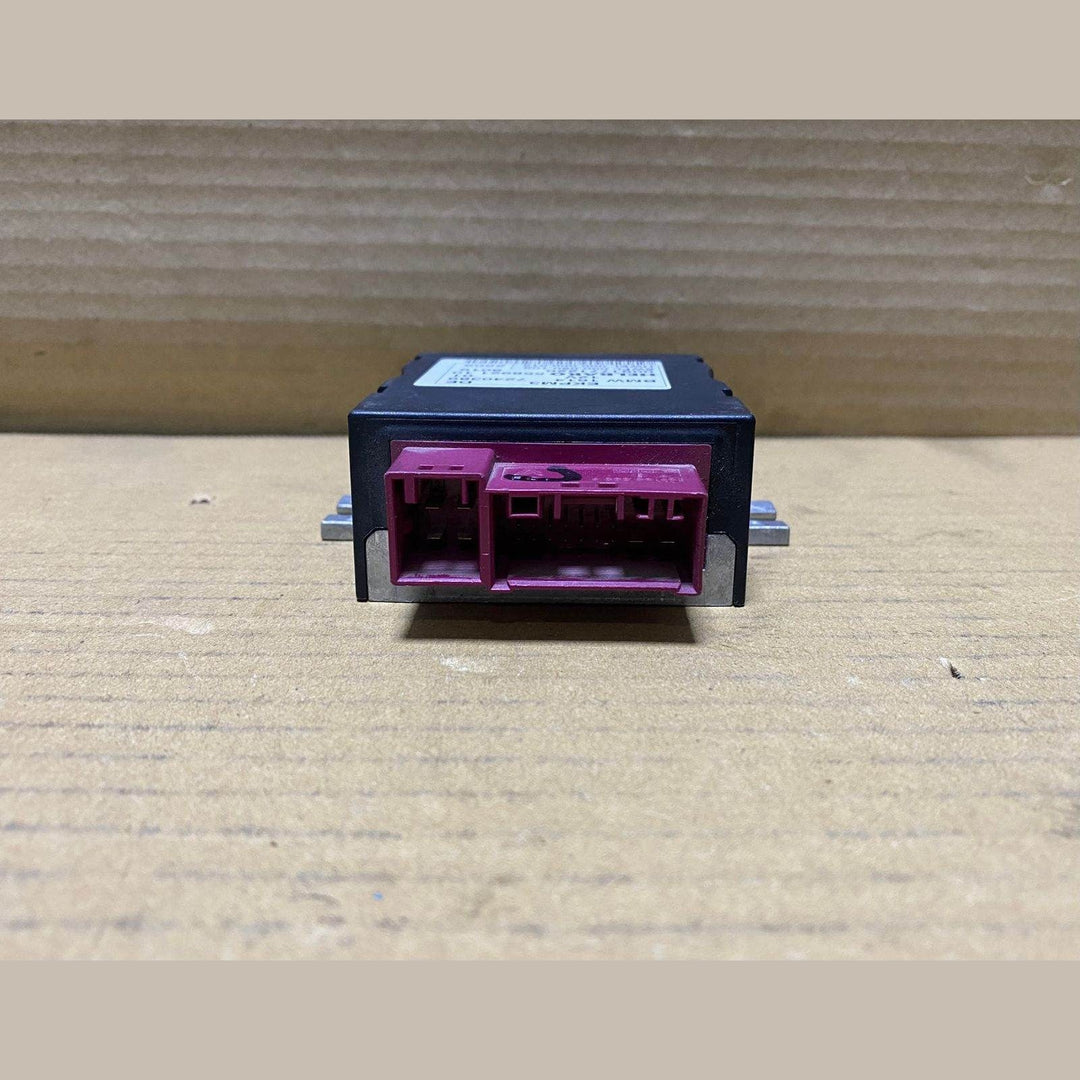 BMW Fuel Pump Control Module 7240389  F01 F02 F10 F11 7