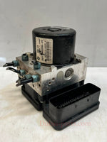 Bild in die Galerieansicht laden, 2013 BMW 320i 3' F30 F31 DSC HYDRAULIC ABS Pump Module 6862246 OEM