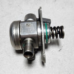Bild in die Galerieansicht laden, 2012-2016 Mercedes-Benz C300 High Pressure Fuel Pump A2760700601 C E S Class 
