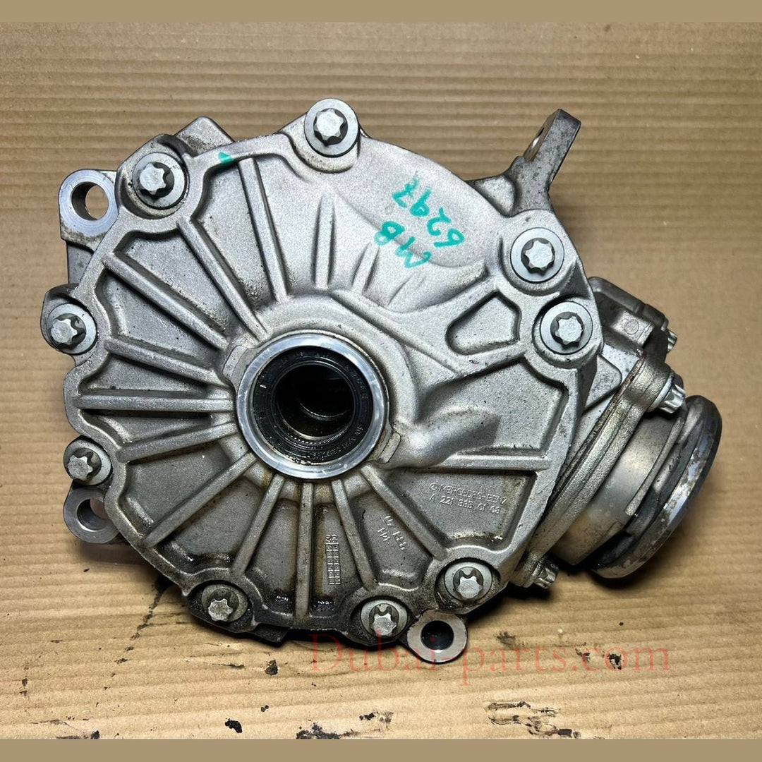 08-16 Mercedes-Benz W212 4Matic Front Axle Differential Carrier A221 3300402