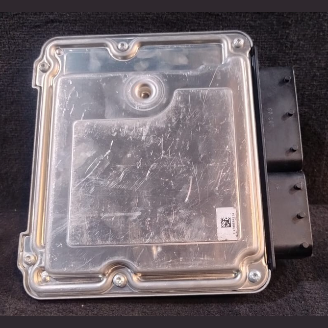 BMW 3 F30 F35 F31 ENGINE CONTROL UNIT/MODULE ECU ONLY OEM - 8470176