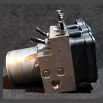 Load image into Gallery viewer, BMW F07 DSC ANTI BREAKING SYSTEM PUMP BREAK HYDRO CONTROL UNIT MODULE 6853400