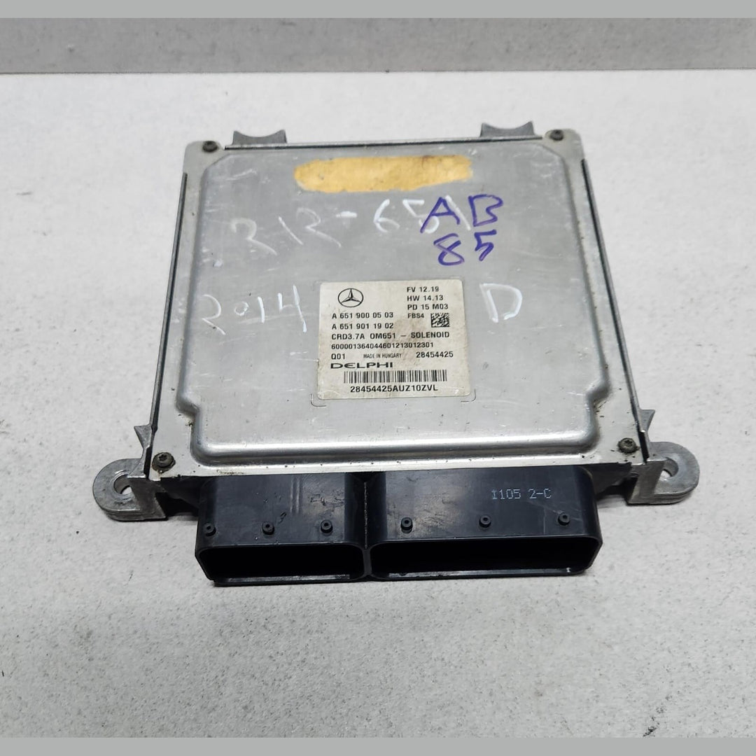 Mercedes Engine Control Unit A6519000503 W212 E220 CDI BlueTec models with OM651