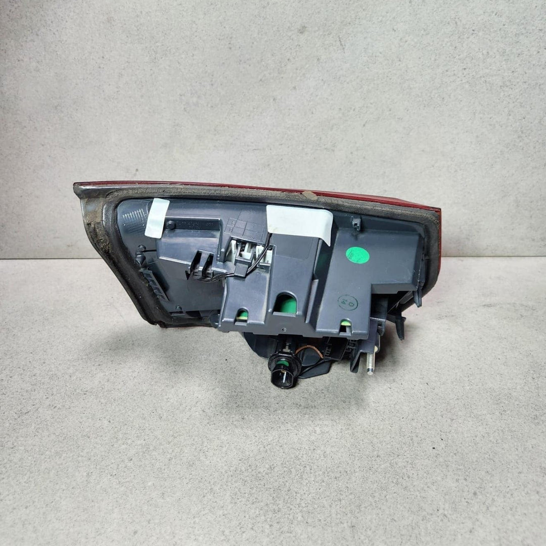 BMW Rear Tail Light Right H8736912006 3 Series F30 F31 F35
