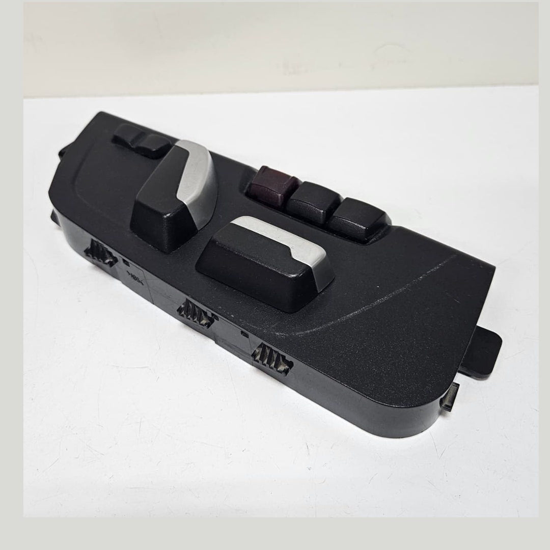 OEM BMW 4 Series F32 F33 F36 F82 Front Right Seat Adjustment Switch 9382452