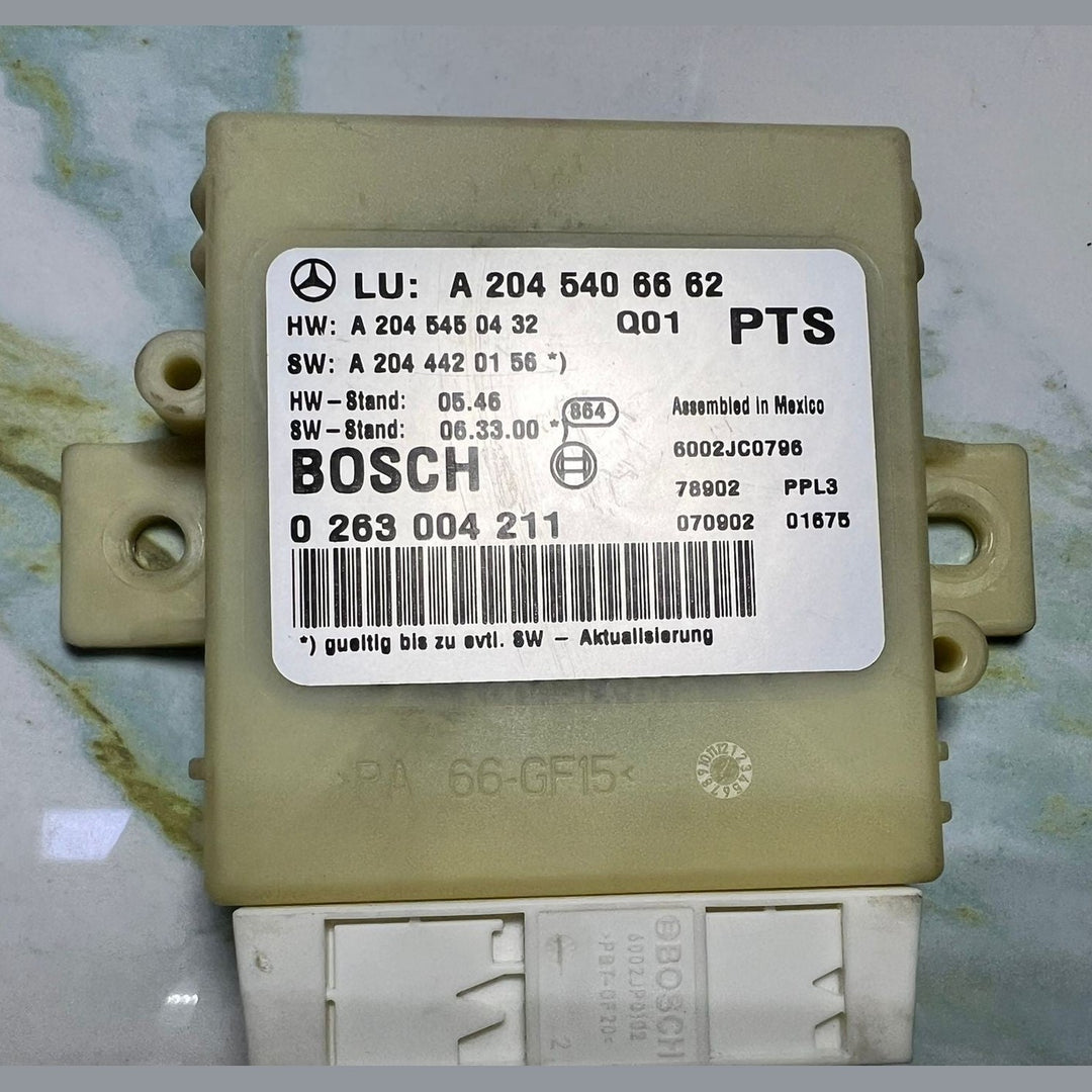Mercedes-Benz W204 C-Class C200 Parking Distance Control Module A204 5406662 OEM