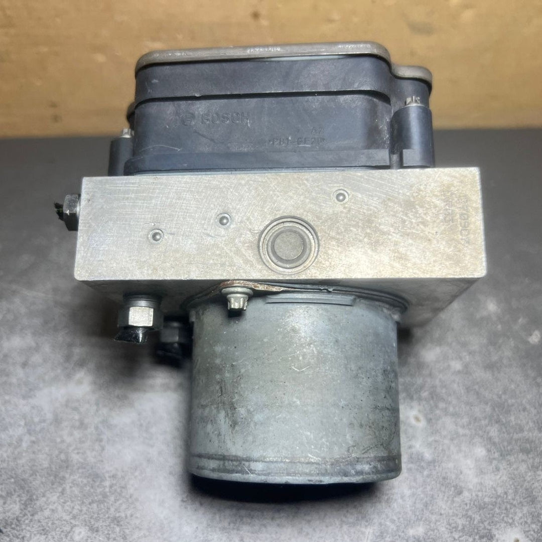 13-16 Mercedes W212 E-Class ABS Anti Lock Brake Pump Module A212 4310148 OEM