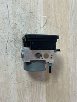 Load image into Gallery viewer, 2015-2019 BMW 328i M4 F30 ABS Anti-Lock Brake Pump Module 6871110 OEM
