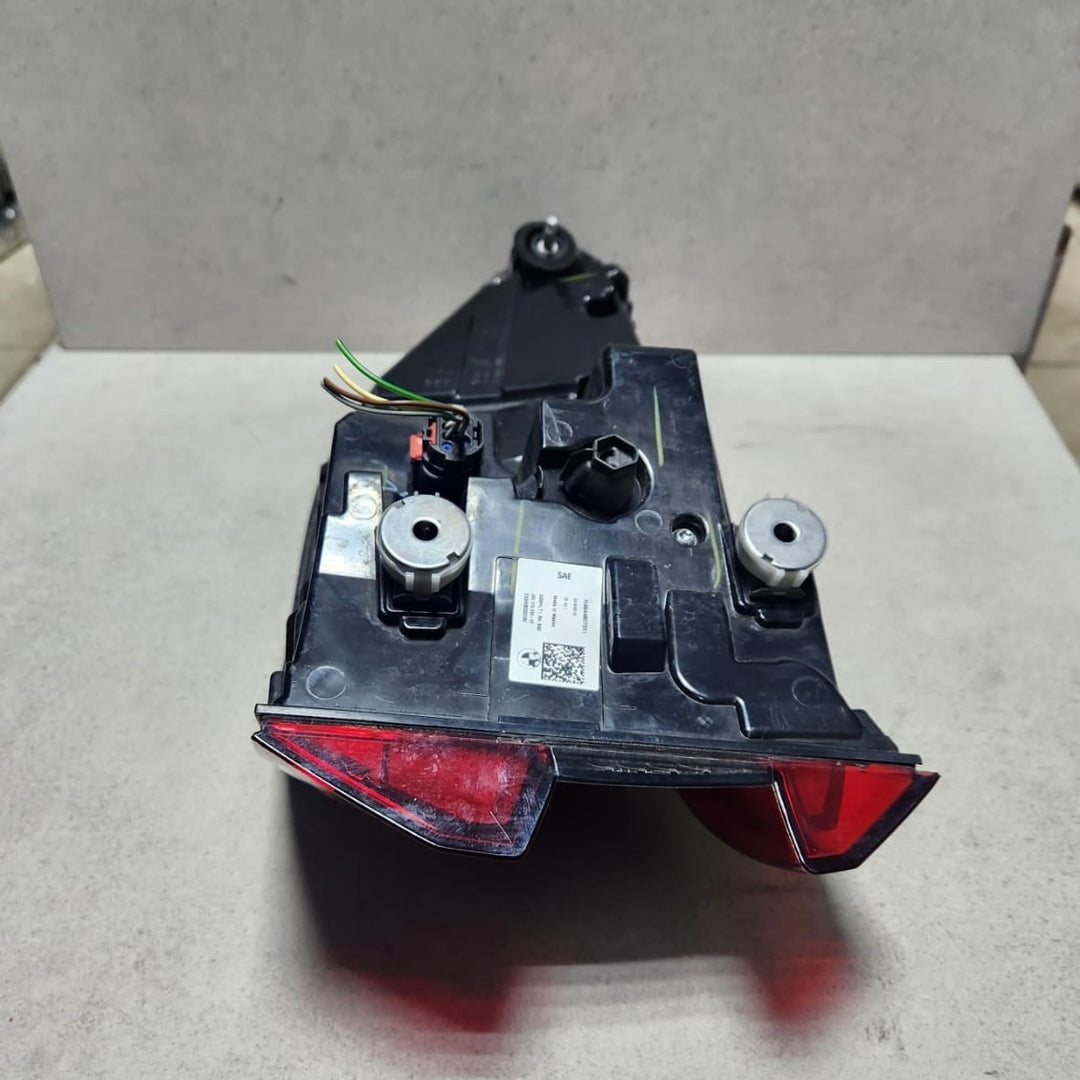 2019-2023 BMW X5 G05 Tail Light Right Outer Led H4944807201 X5 G05 