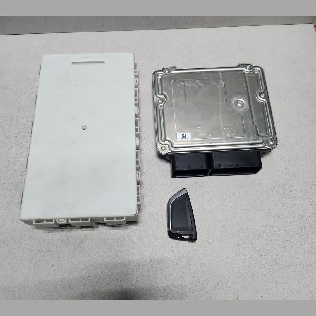 BMW Engine Control Unit DDE 85891451 Series F20 116D and 3 Series ECU SET DIESEL