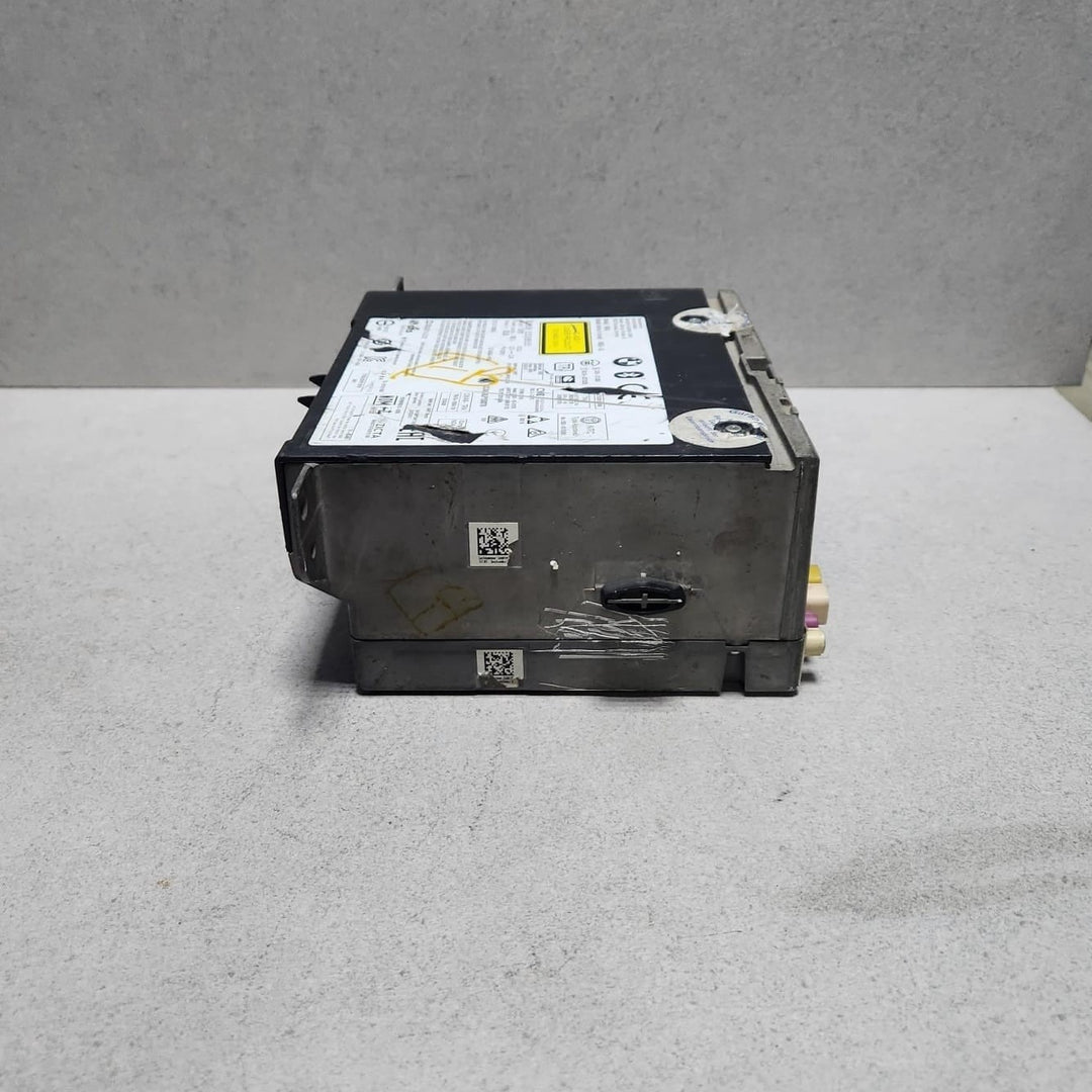 2020-2022 BMW 740i Head Unit 5A12E94 G11 G12 740i 750i harman MGU IL